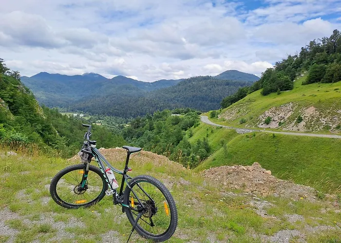 Gorska Lokvarsko Jezero *